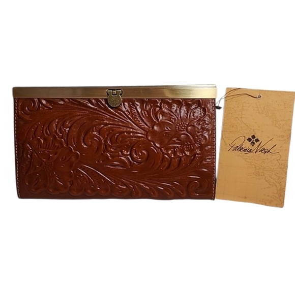 Patricia Nash Handbags - NWT Patricia Nash Cauchy Tooed Leather Frame Wallet Tan  Florence color pattern